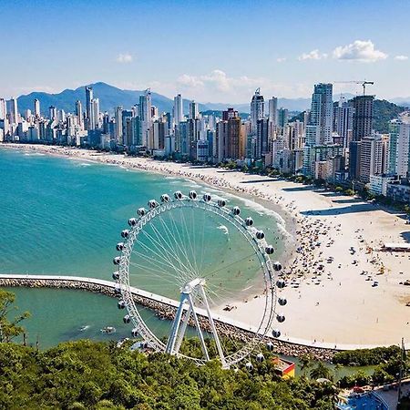 Apto A 100M Da Praia Central Balneario Camboriu Ngoại thất bức ảnh