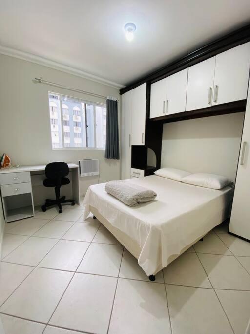 Apto A 100M Da Praia Central Balneario Camboriu Ngoại thất bức ảnh